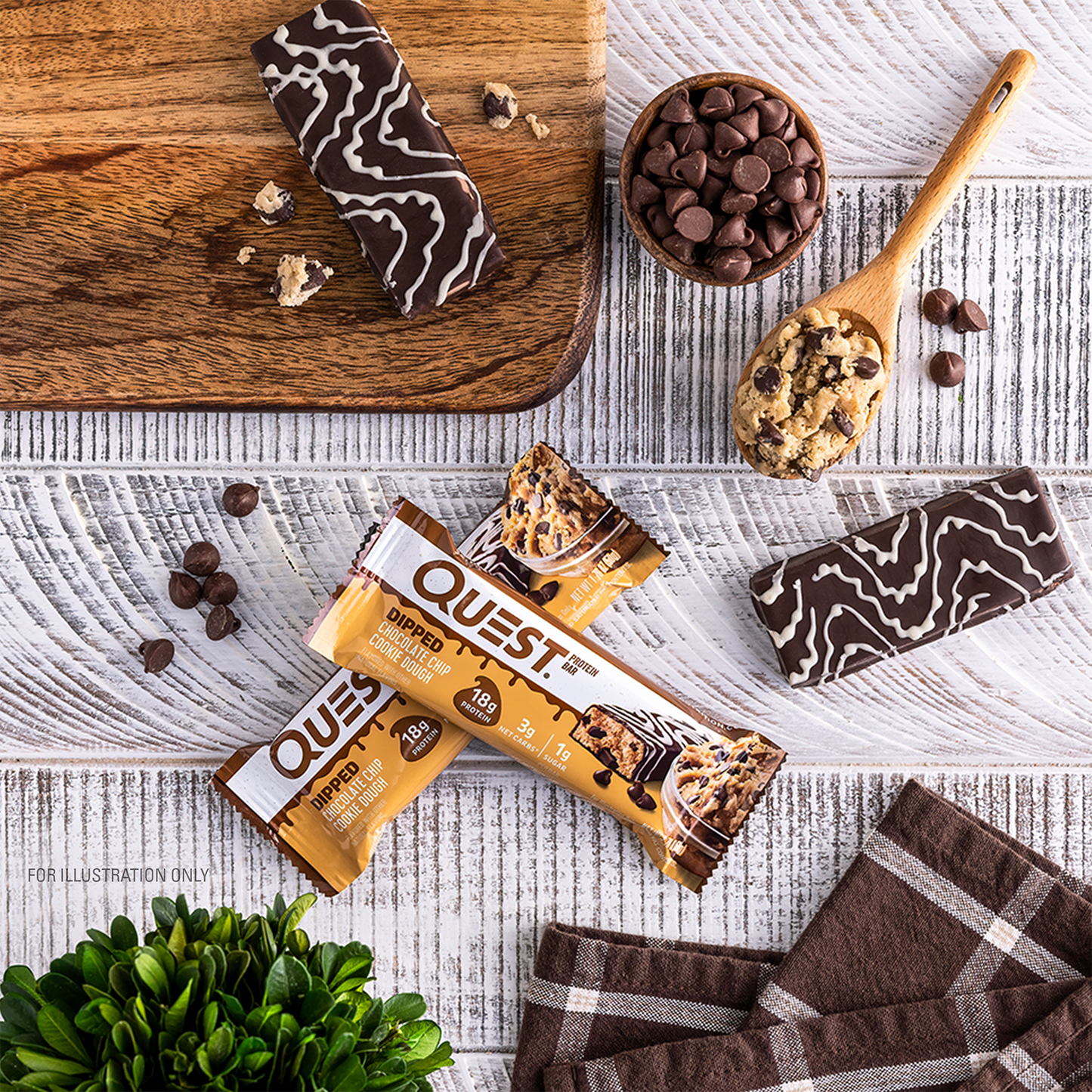 dipped-chocolate-chip-cookie-dough-protein-bar-o4 qst-012268_dipped-chocolate-chip-cookie-dough-protein-bar_7.png
